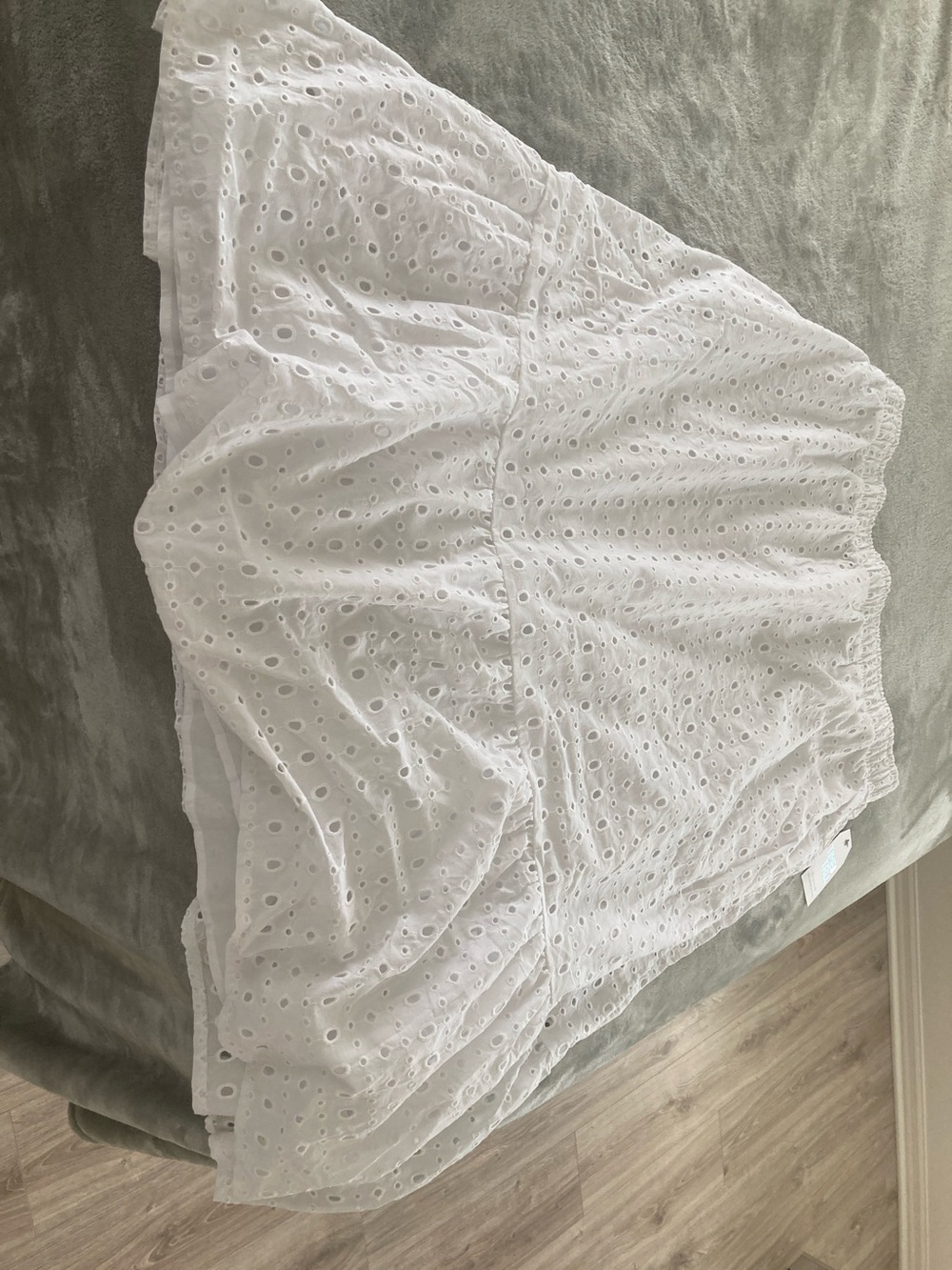 Time and tru white lined skirt